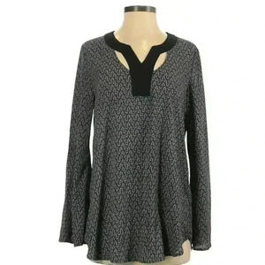 Weekend By Suzanne  Paisley Floral V-Neck Womens Blouse Tunic Top Size Small